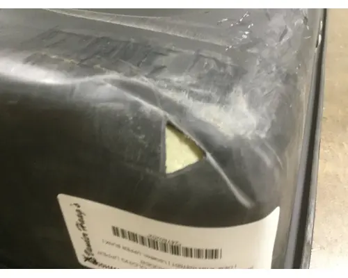 Freightliner CASCADIA Sleeper