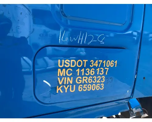 Freightliner CASCADIA Sleeper