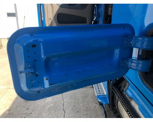 Freightliner CASCADIA Sleeper