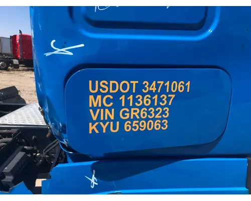 Freightliner CASCADIA Sleeper