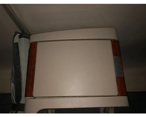 Freightliner CASCADIA Sleeper