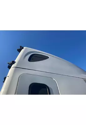 Freightliner CASCADIA Sleeper