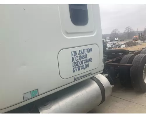 Freightliner CASCADIA Sleeper