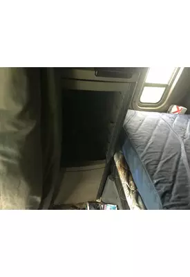 Freightliner CASCADIA Sleeper