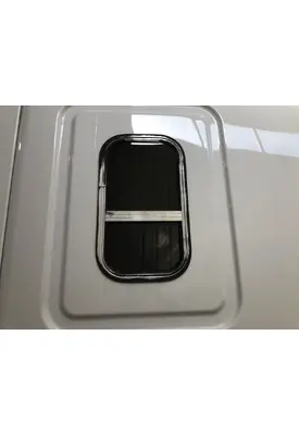 Freightliner CASCADIA Sleeper