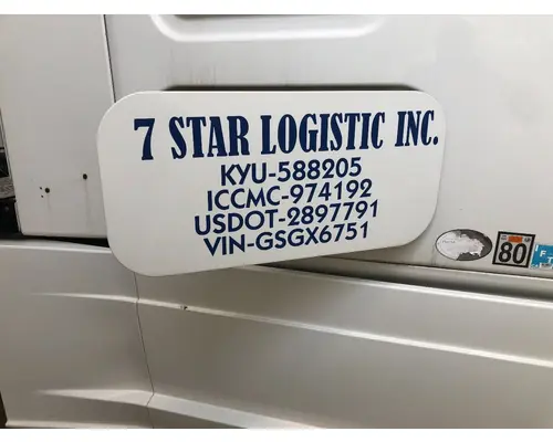 Freightliner CASCADIA Sleeper