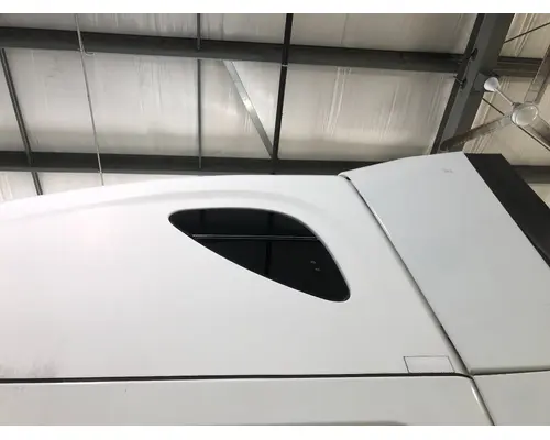 Freightliner CASCADIA Sleeper