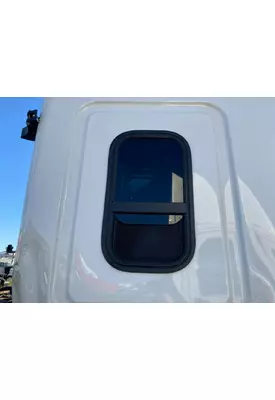 Freightliner CASCADIA Sleeper