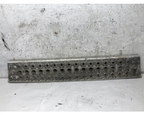 Freightliner CASCADIA Step (Fuel Tank, Fairing