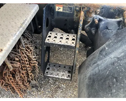 Freightliner CASCADIA Step (Fuel Tank, Fairing
