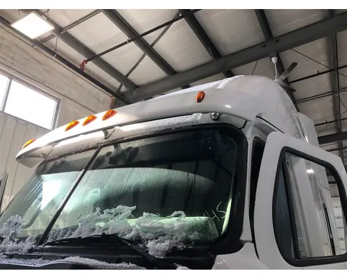 Freightliner CASCADIA Sun Visor (Exterior)