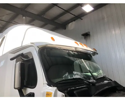 Freightliner CASCADIA Sun Visor (Exterior)