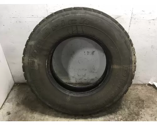 Freightliner CASCADIA Tires