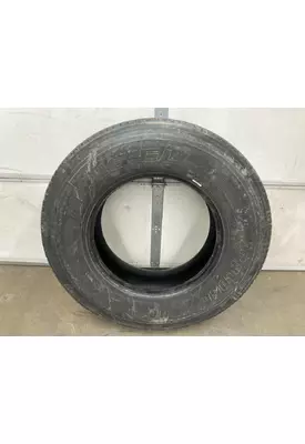 Freightliner CASCADIA Tires