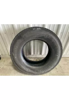 Freightliner CASCADIA Tires