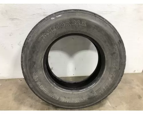 Freightliner CASCADIA Tires