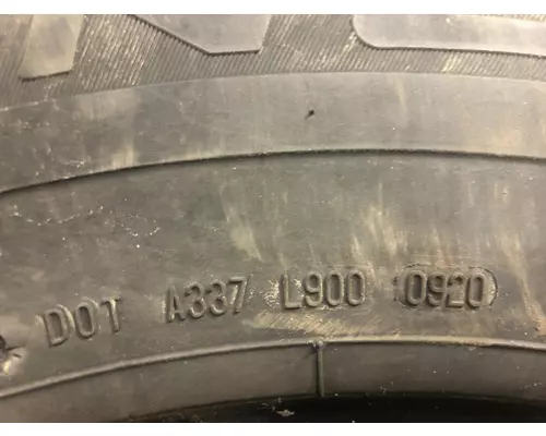 Freightliner CASCADIA Tires
