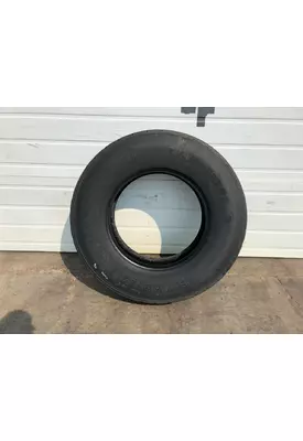 Freightliner CASCADIA Tires