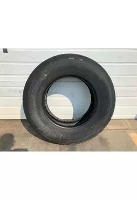 Freightliner CASCADIA Tires
