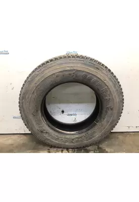 Freightliner CASCADIA Tires