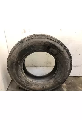 Freightliner CASCADIA Tires