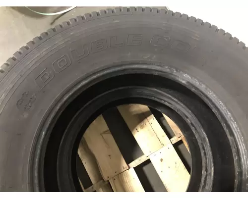 Freightliner CASCADIA Tires