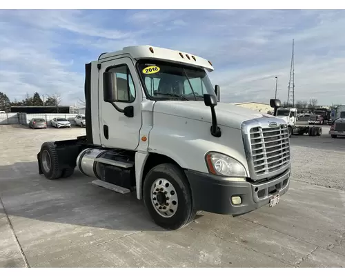 Freightliner CASCADIA Truck