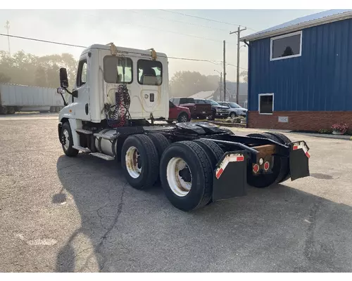 Freightliner CASCADIA Truck