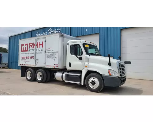 Freightliner CASCADIA Truck