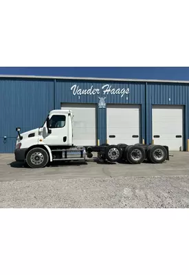 Freightliner CASCADIA Truck