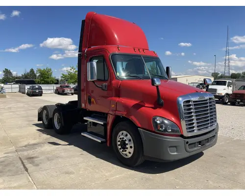 Freightliner CASCADIA Truck