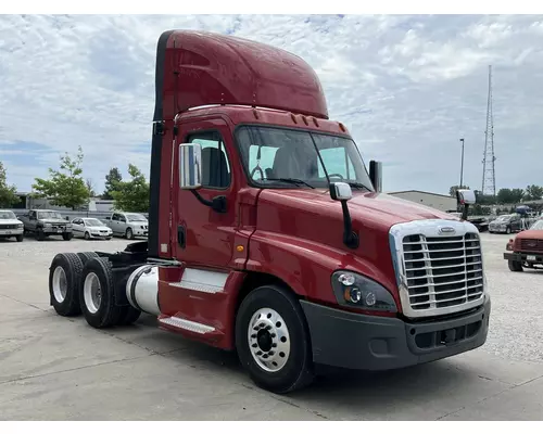 Freightliner CASCADIA Truck