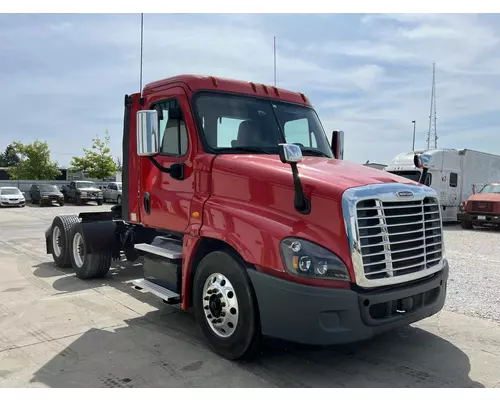 Freightliner CASCADIA Truck