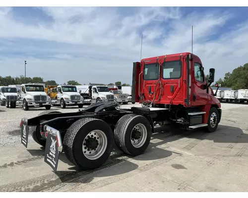 Freightliner CASCADIA Truck