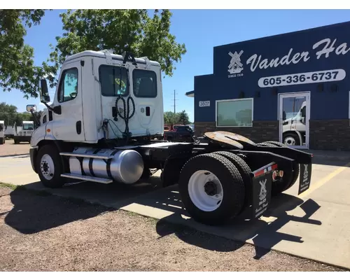 Freightliner CASCADIA Truck