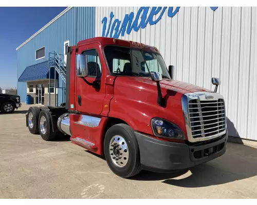 Freightliner CASCADIA Truck