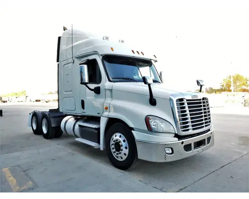 Freightliner CASCADIA Truck