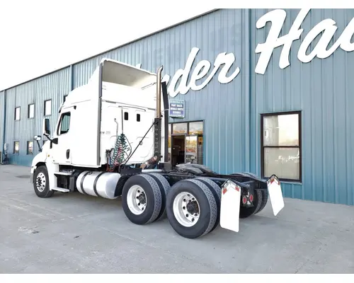 Freightliner CASCADIA Truck