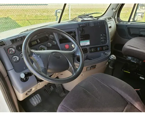 Freightliner CASCADIA Truck