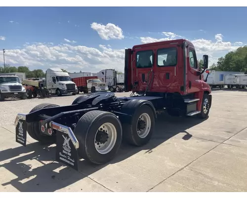 Freightliner CASCADIA Truck