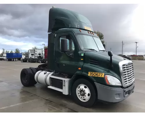 Freightliner CASCADIA Truck