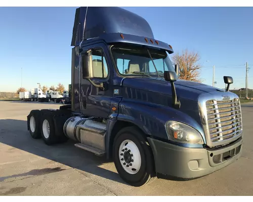 Freightliner CASCADIA Truck