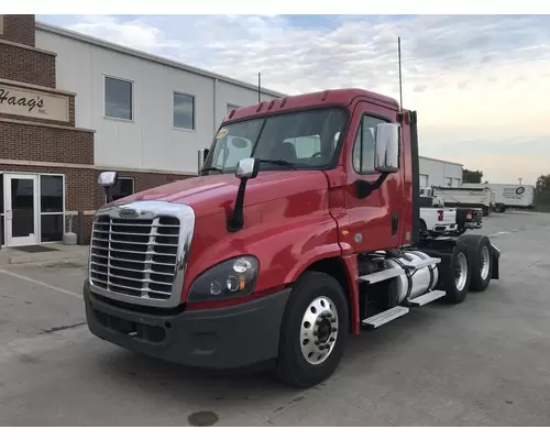 Freightliner CASCADIA Truck