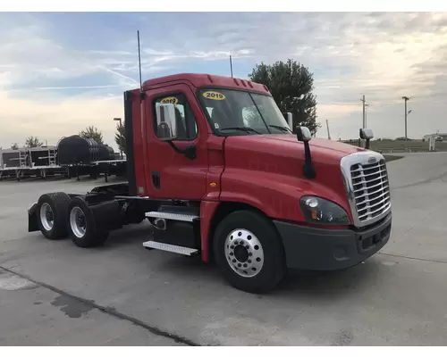 Freightliner CASCADIA Truck