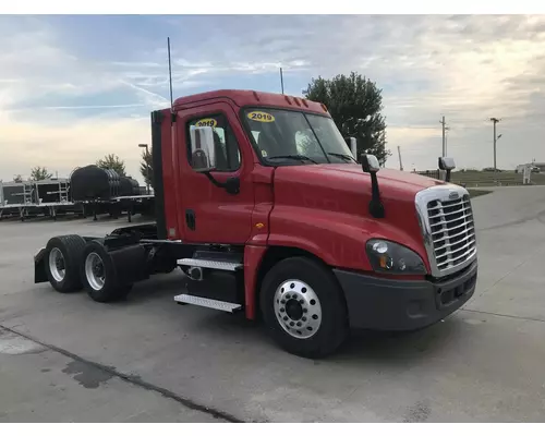 Freightliner CASCADIA Truck