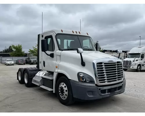 Freightliner CASCADIA Truck