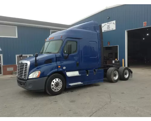 Freightliner CASCADIA Truck