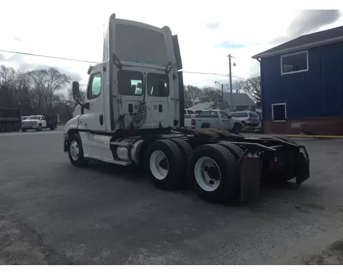 Freightliner CASCADIA Truck