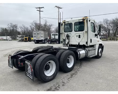 Freightliner CASCADIA Truck