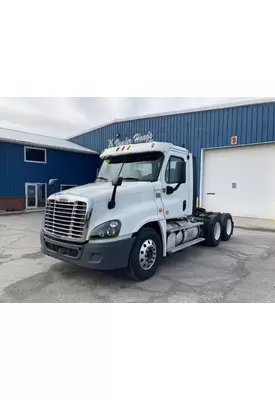 Freightliner CASCADIA Truck